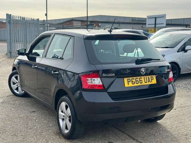 Skoda Fabia Hatchback PG66UAP Black #5