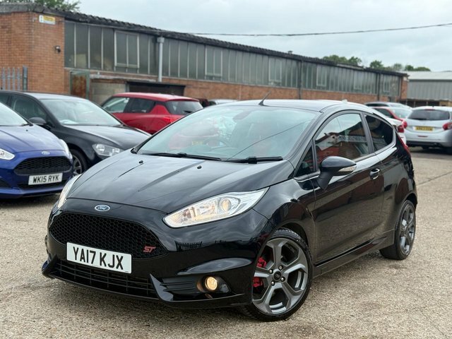 Ford Fiesta Hatchback YA17KJX Black #2