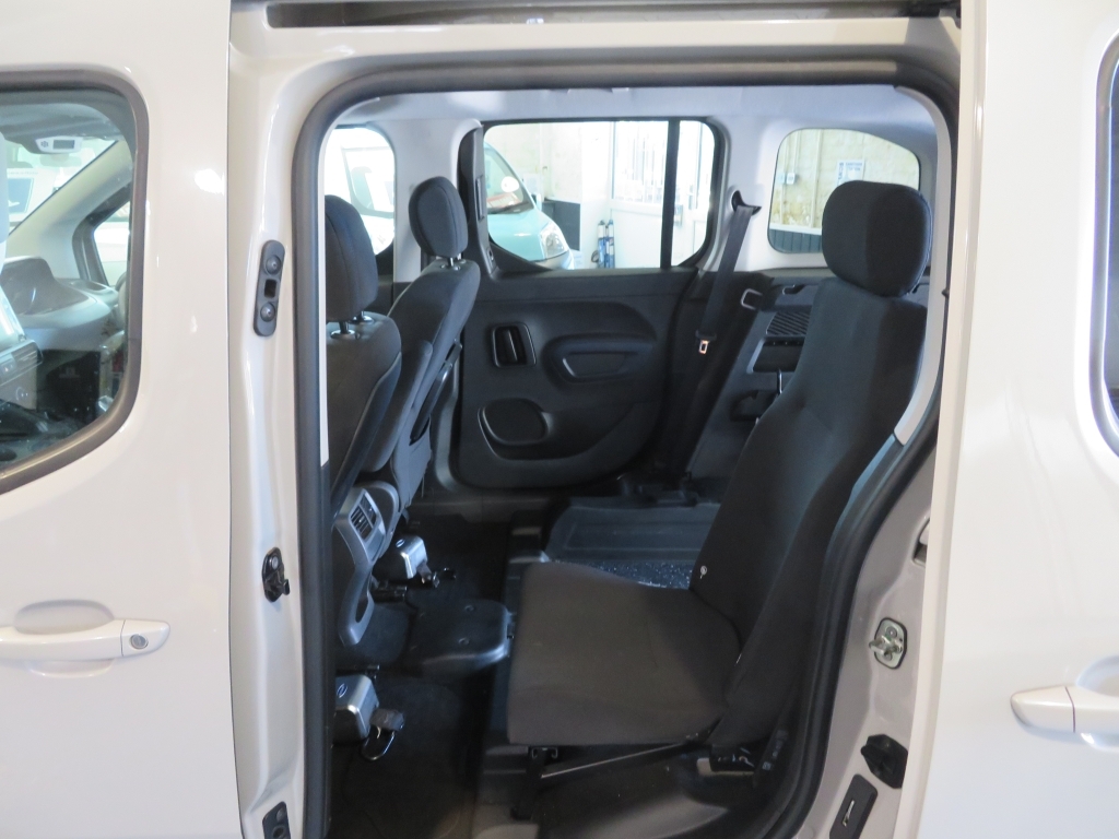 Peugeot Rifter Mpv SF19EEV Beige #6