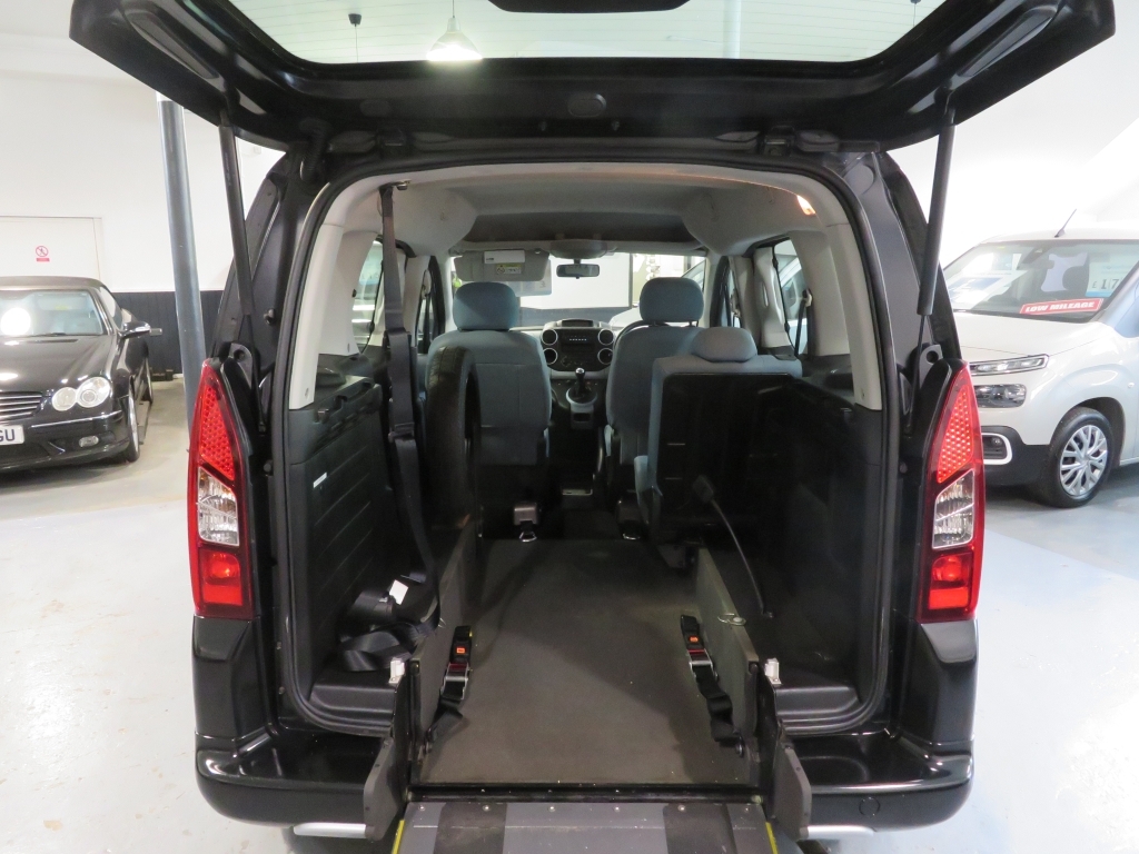 Citroen Berlingo Mpv WA15ELU Black #6