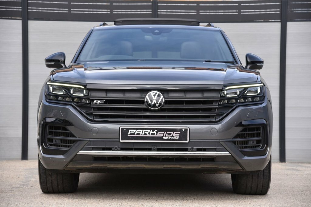 Volkswagen Touareg 3L Black Edition KV21CPF Grey #4