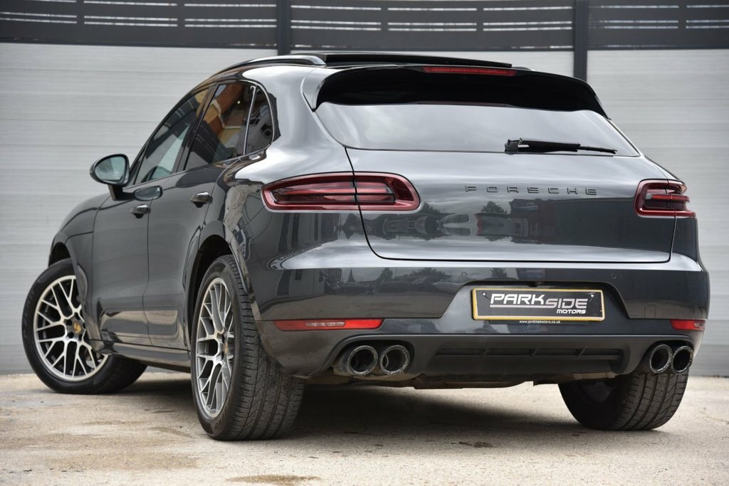 Porsche Macan 3L Gts EP18JYJ Grey #3