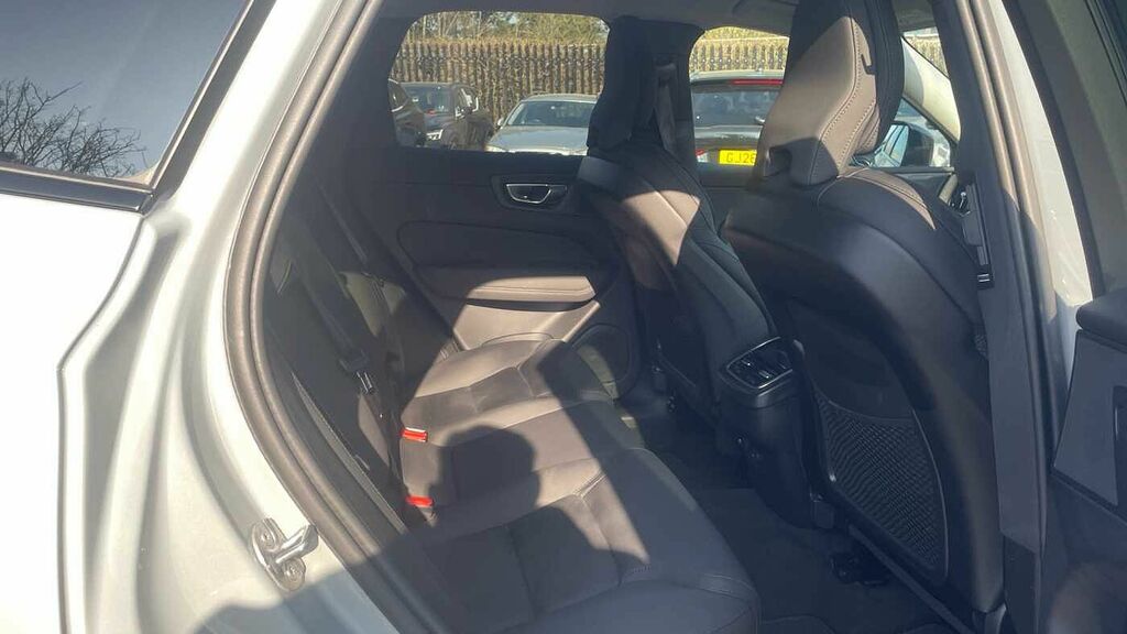 Volvo XC60 Plus, B5 Awd Mild Hybrid, Dark WF75CCV Grey #6