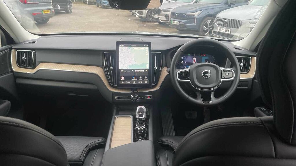 Volvo XC60 Plus, B5 Awd Mild Hybrid, Dark WF75CLV Grey #5