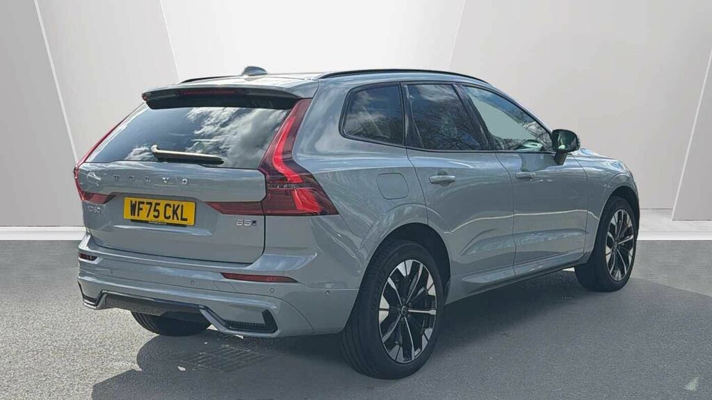 Volvo XC60 B5 P Awd Plus Pro Dark WF75CKL Grey #2