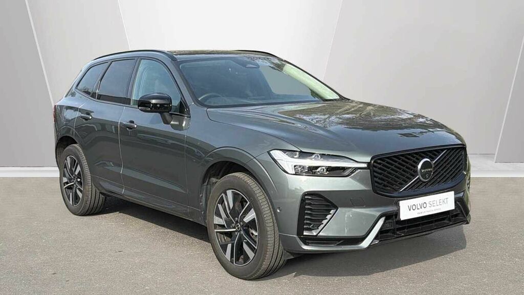 Volvo XC60 B5 P Awd Plus Dark