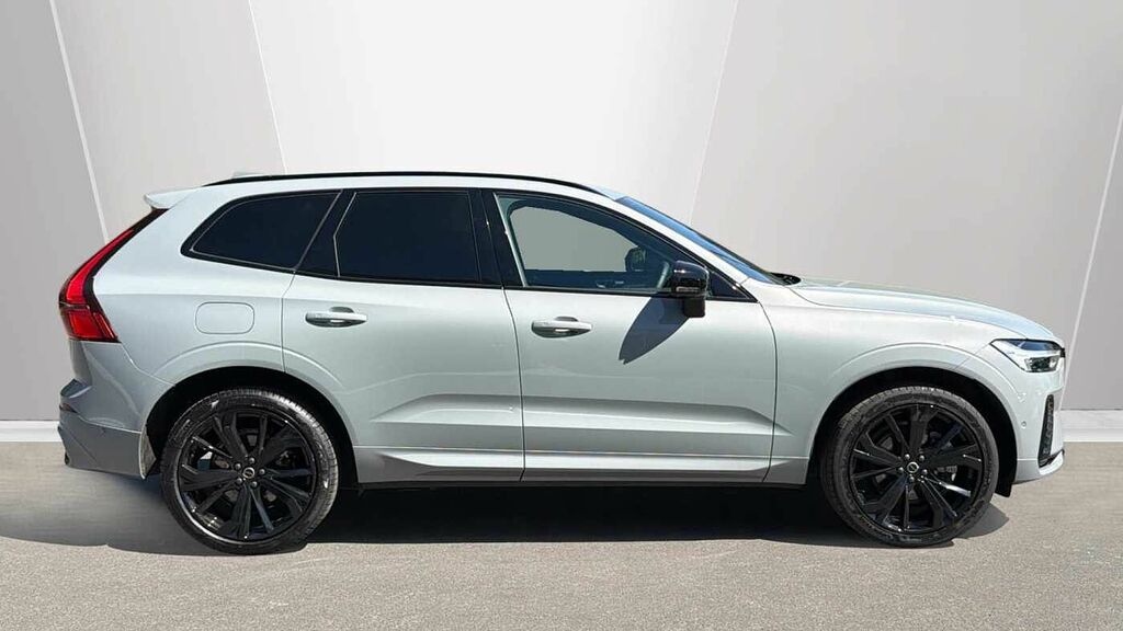 Volvo XC60 B5 P Awd Black Edition Plus WF75GKZ Grey #3