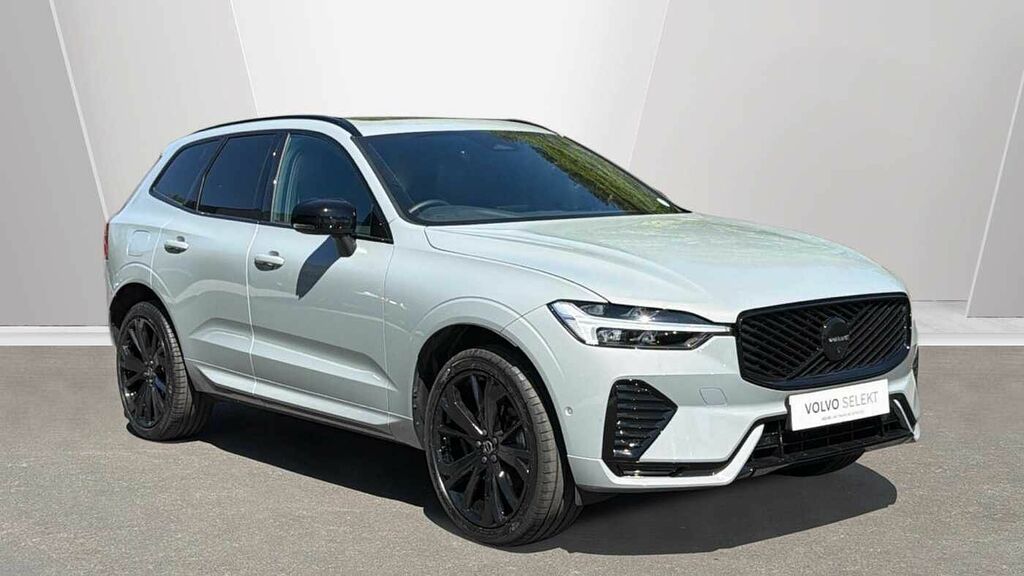Volvo XC60 B5 P Awd Black Edition Plus Grey