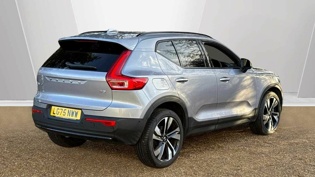 Volvo XC40 Ultra, B3 Mild Hybrid, Dark LG75NWW Silver #2