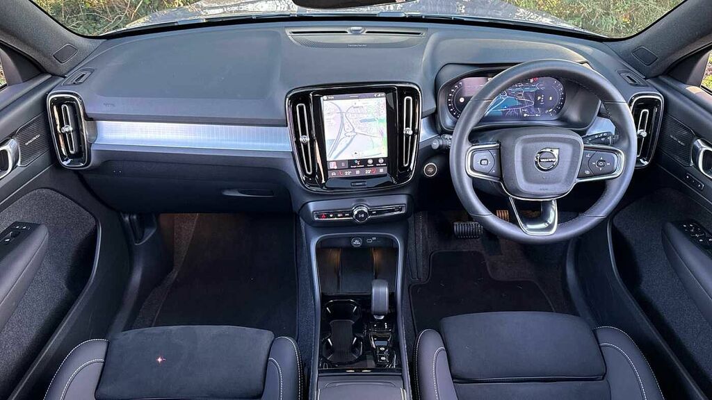 Volvo XC40 Ultra, B3 Mild Hybrid, Dark LG75NWW Silver #5