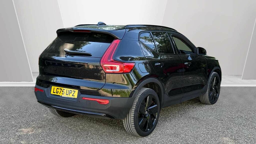Volvo XC40 Black Edition Plus, B3 Mild Hybrid, LG75UPZ Black #2