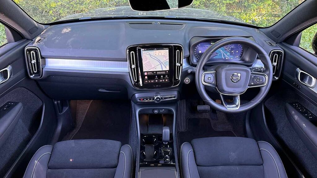 Volvo XC40 Black Edition Plus, B3 Mild Hybrid, LG75UPZ Black #5