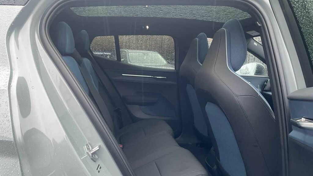 Volvo EX30 Cross Country Ultra, Twin Motor Performance, Grey #6