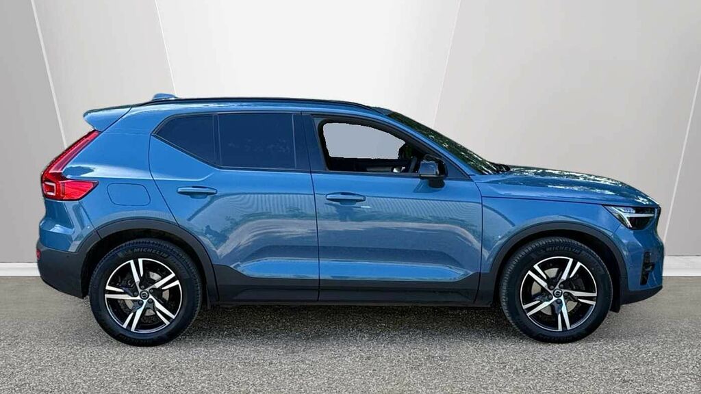 Volvo XC40 Plus, B4 Awd Mild Hybrid, Dark LA23UPG Blue #3