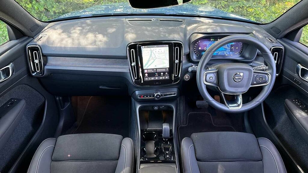 Volvo XC40 Plus, B4 Awd Mild Hybrid, Dark LA23UPG Blue #5