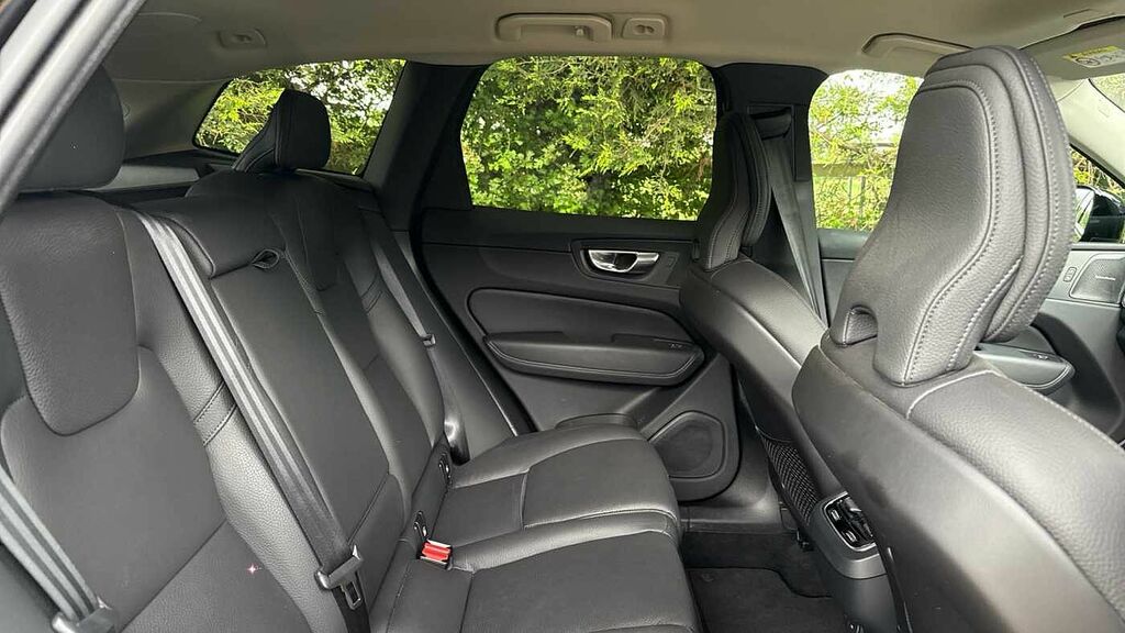 Volvo XC60 Plus, B5 Awd Mild Hybrid, Dark LB24MXO Black #6