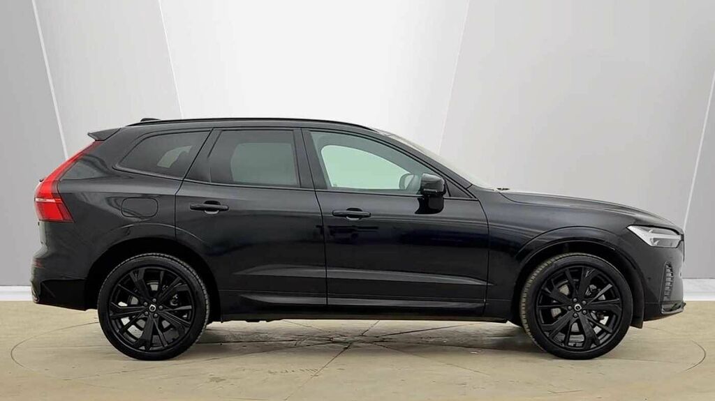 Volvo XC60 Black Edition Ultra, B5 Awd Mild Hybrid, RV25WDS Black #2