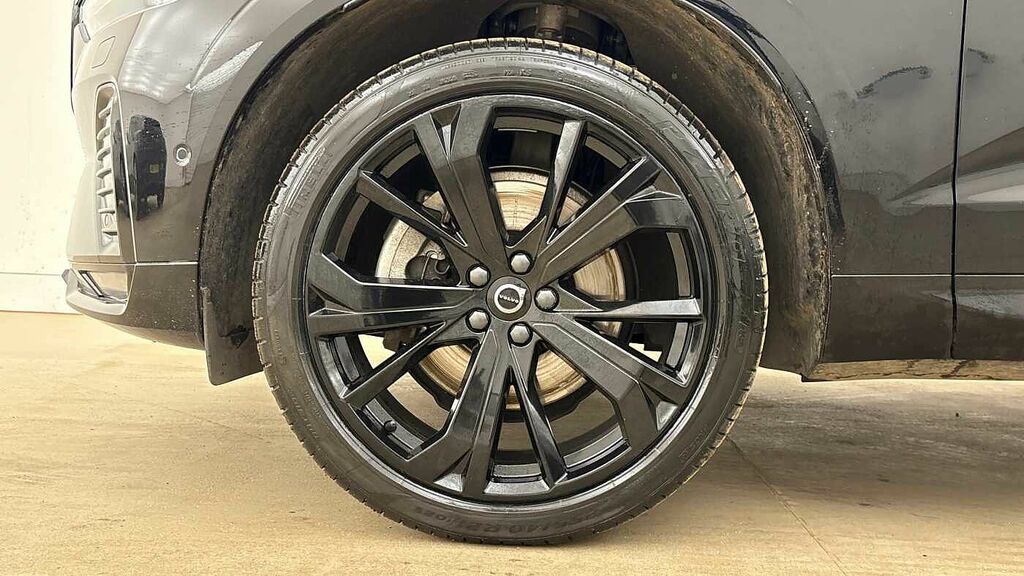 Volvo XC60 Black Edition Ultra, B5 Awd Mild Hybrid, RV25WDS Black #4
