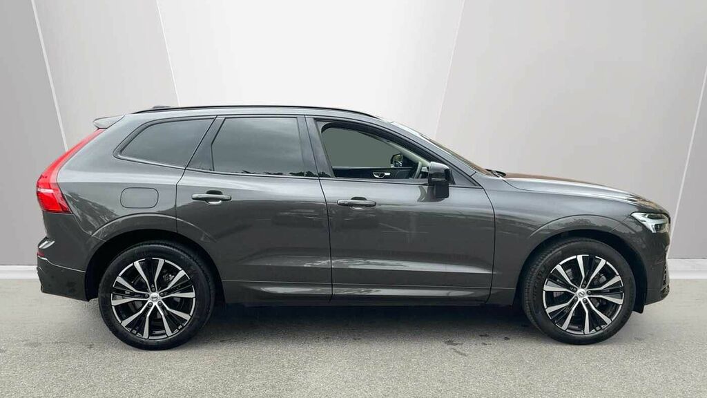 Volvo XC60 2.0 B5p Plus Dark Awd Geartronic RV25FWS Grey #3