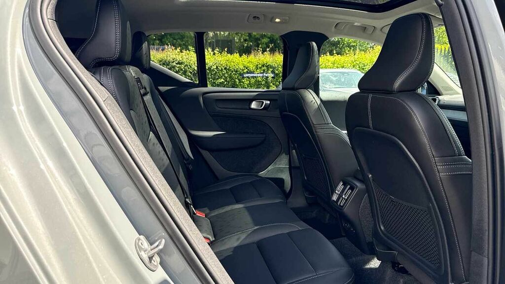 Volvo XC40 Ultra, B4 Mild Hybrid, Dark GJ26EPK Grey #6