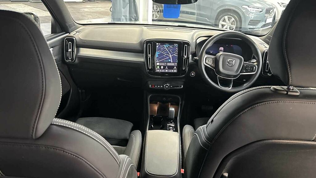 Volvo XC40 Plus, B4 Mild Hybrid, Dark RV75PXO Grey #5