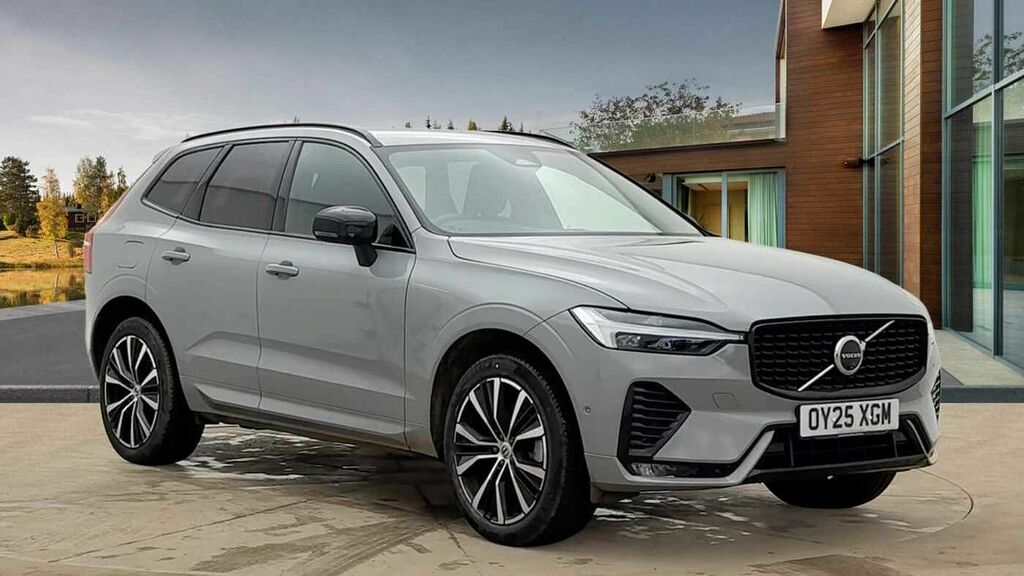 Volvo XC60 B5 P Awd Plus Dark Grey
