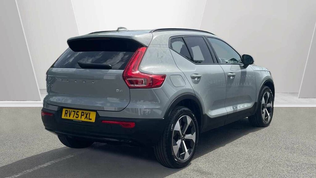 Volvo XC40 Plus, B4 Mild Hybrid, Dark RV75PXL Grey #2