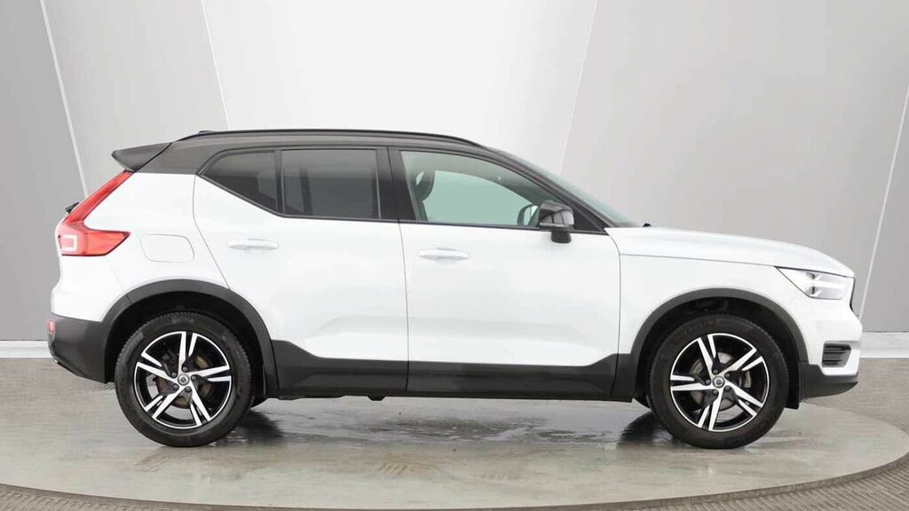Volvo XC40 1.5 T3 163 R Design YY71XCZ Silver #2