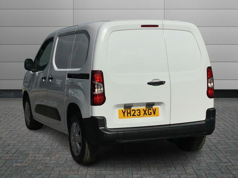 Citroen Berlingo 1.5 Bluehdi 1000Kg Enterprise Ed 100Ps 6 Speed Ss YH23XGV White #2