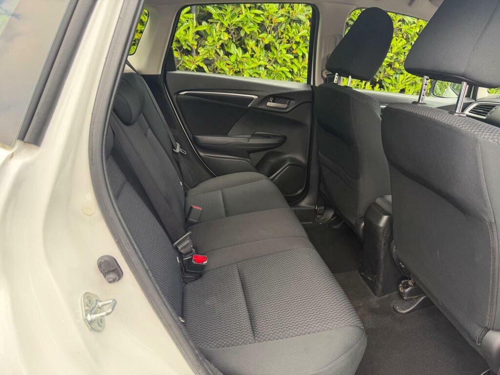 Honda Jazz 1.3 I-vtec Se Euro 6 S S  White #5