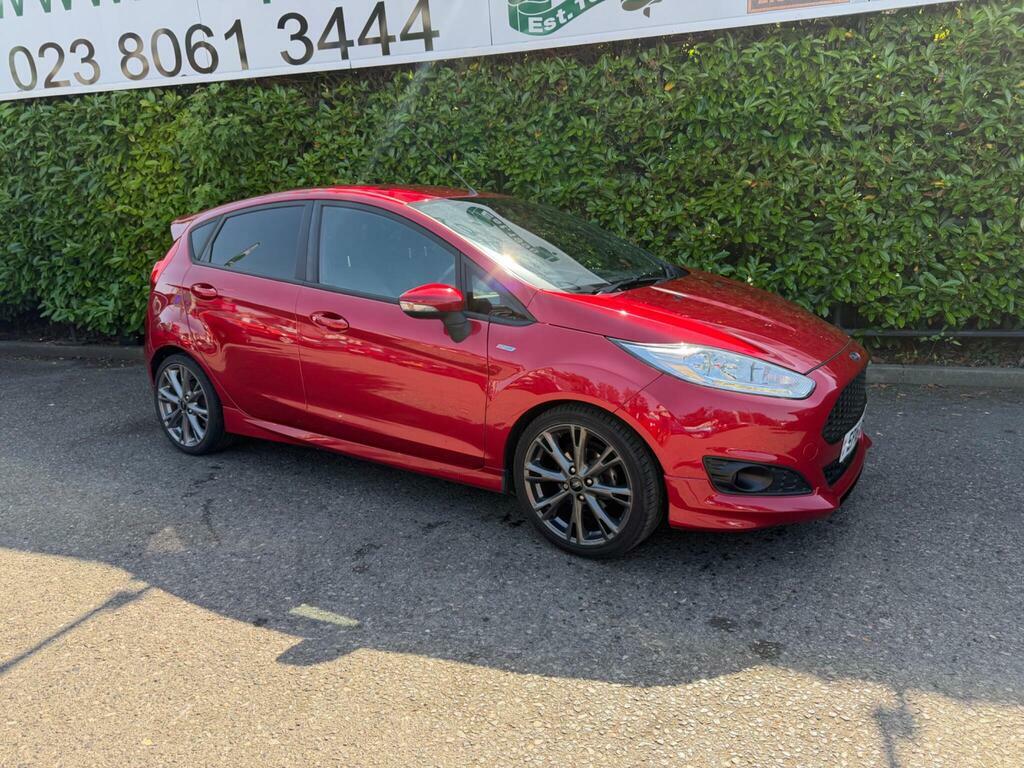Ford Fiesta 1.0T Ecoboost St-line Euro 6 S S Red