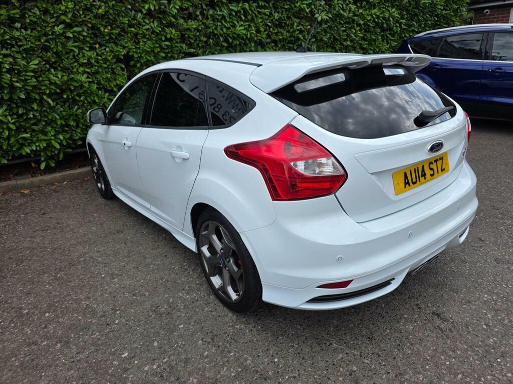 Ford Focus 2.0T Ecoboost St-3 Euro 5 S S White #5