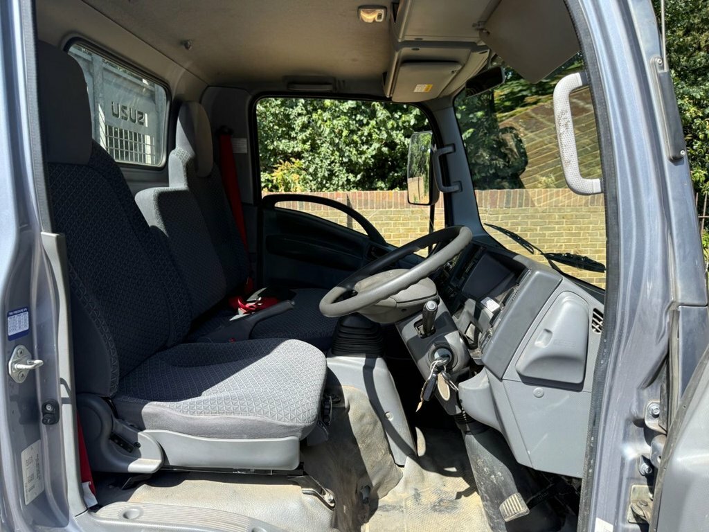 Isuzu N35.125t 136 Eu6 White #18