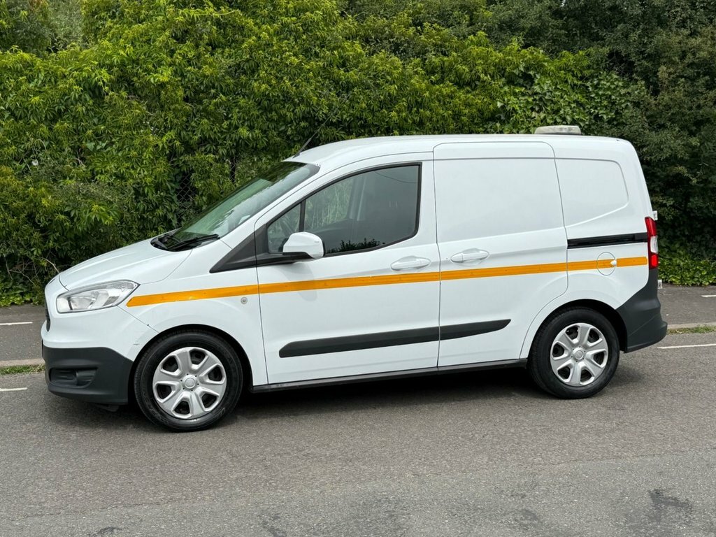 Ford Transit Courier 1.5L Null 6Dr White #2