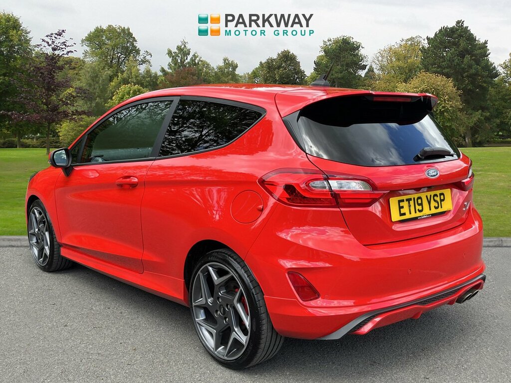 Ford Fiesta Hatchback ET19YSP Red #6