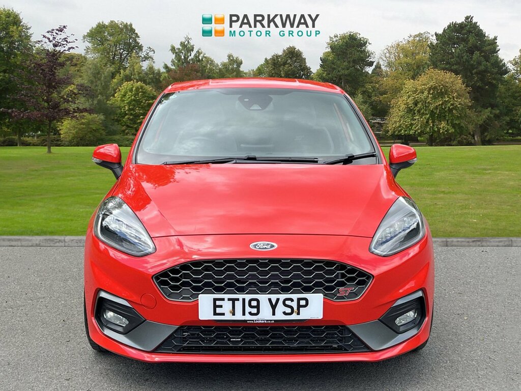 Ford Fiesta Hatchback ET19YSP Red #2