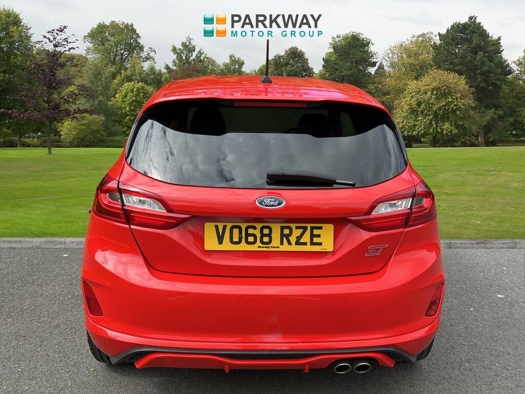 Ford Fiesta Fiesta St-2 T VO68RZE Red #5