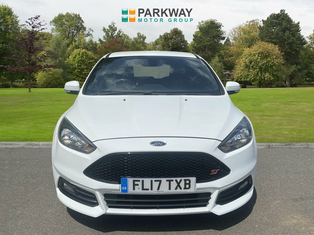Ford Focus St-2 FL17TXB White #2