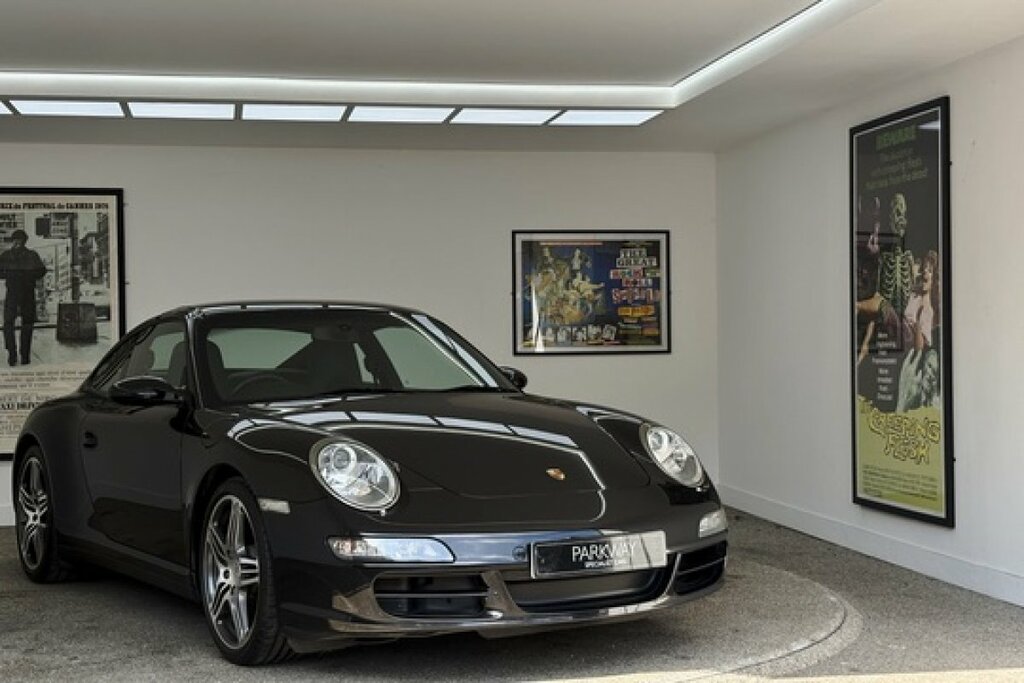 Porsche 911 Carrera 4 3.6 Coupe Black