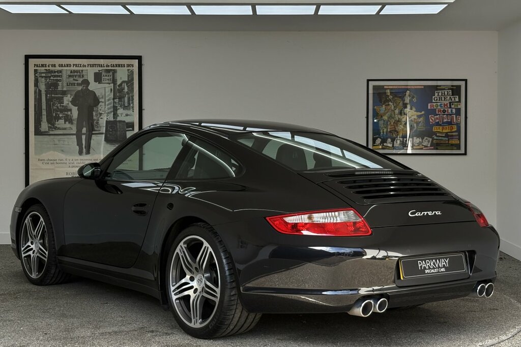 Porsche 911 Carrera 4 3.6 Coupe SM57YHX Black #5