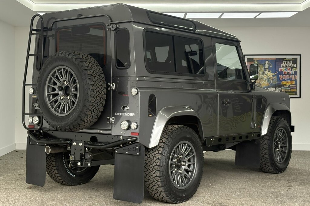 Land Rover Defender 90 Bowler Fast Road LG64LVW Grey #4