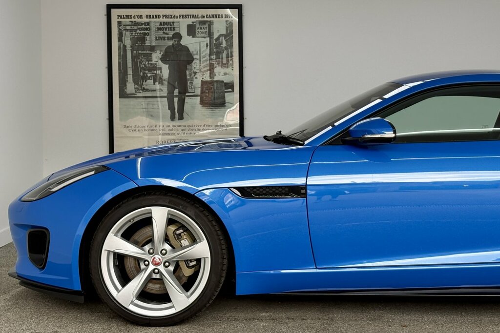 Jaguar F-Type 2.0 Dynamic R Coupe #32