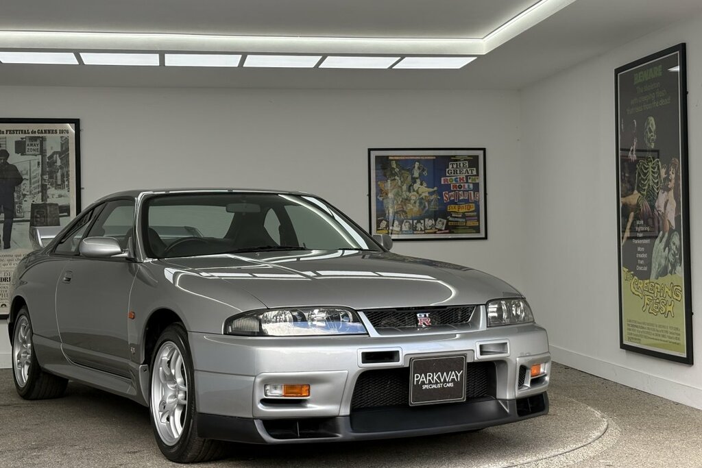 Nissan GT-R Gtr Skyline V-spec Grey