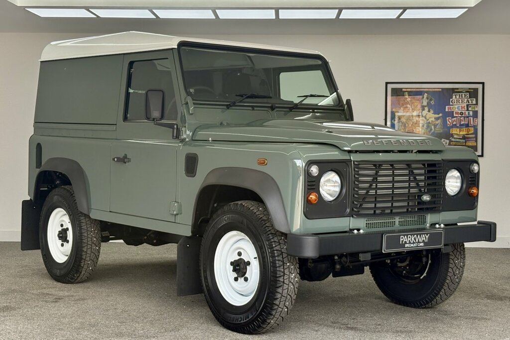Land Rover Defender 90 2.2 Tdci Hard Top Green #2