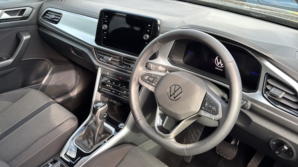 Volkswagen T-Roc 1.5 Tsi Match Dsg 150 Ps GF75FRC Black #6