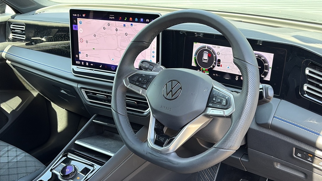 Volkswagen Tiguan 1.5 Tsi Ehybrid R-line Dsg 204 Ps KN75RWF Black #6