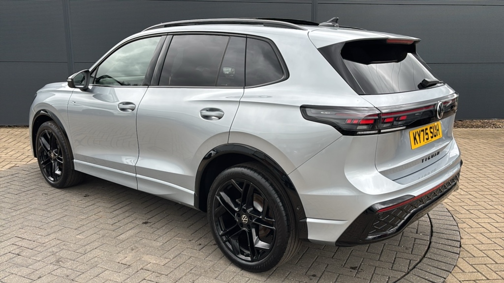 Volkswagen Tiguan 1.5 Etsi 150 R-line Dsg 150 Ps KY75SUH Silver #3
