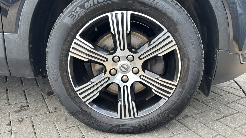 Volvo XC40 2.0 T5 Inscription Awd Geartronic 247 Ps CV69VYH Black #5