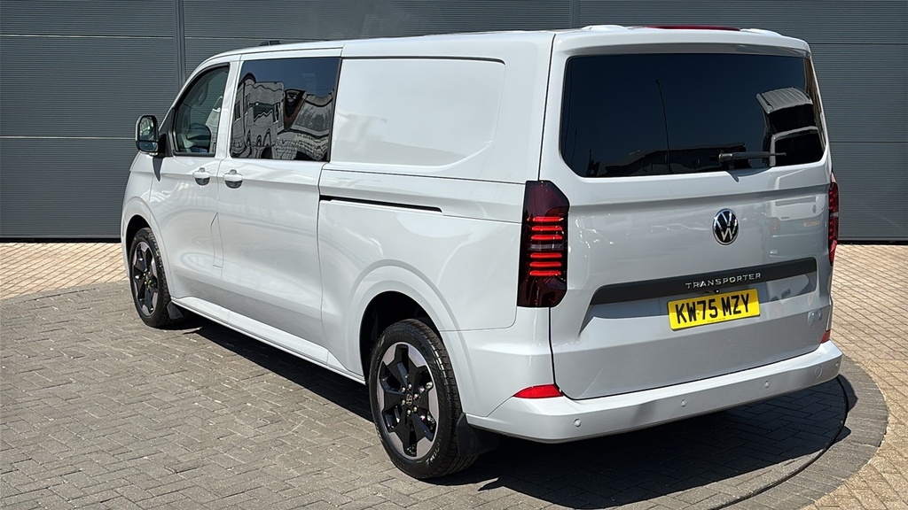 Volkswagen Transporter 2.0 Tdi 150 Commerce Pro Kombi Van 150 Ps KW75MZY Grey #3