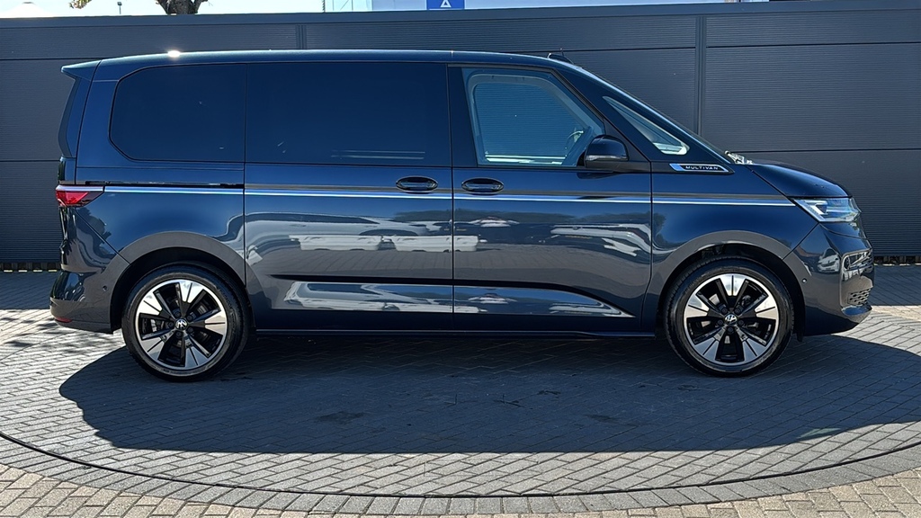 Volkswagen Multivan 2.0 Tdi Style Dsg 150 Ps KY25RXO Blue #4